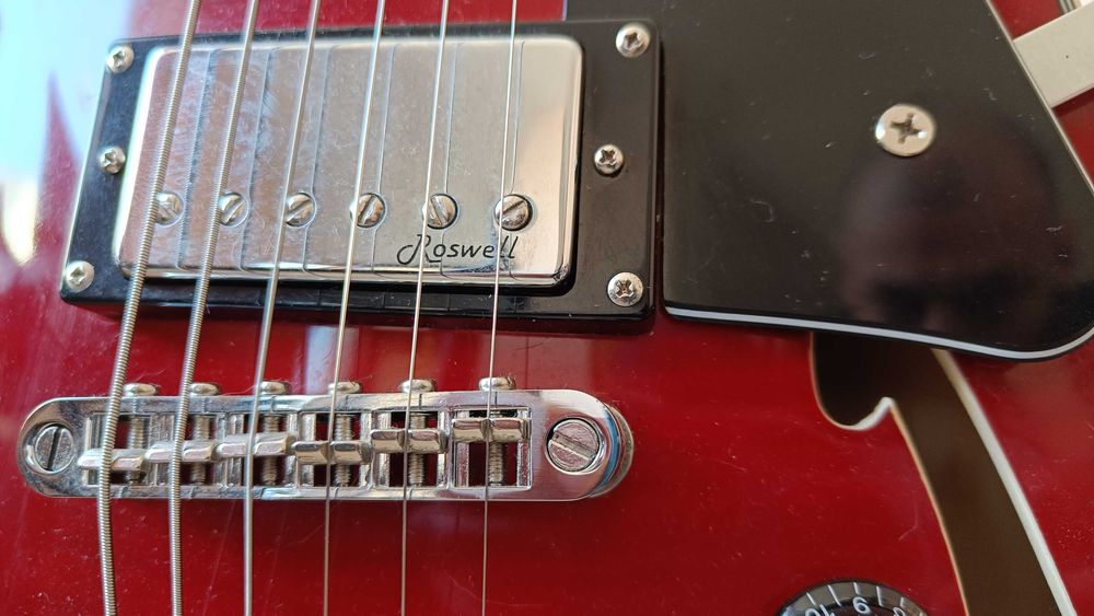 Harley Benton HB-35Plus