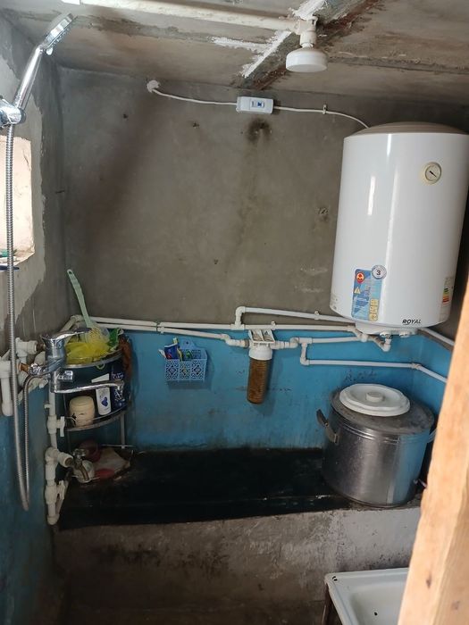 Vagzal Hududida Hovli Sotiladi Srochna