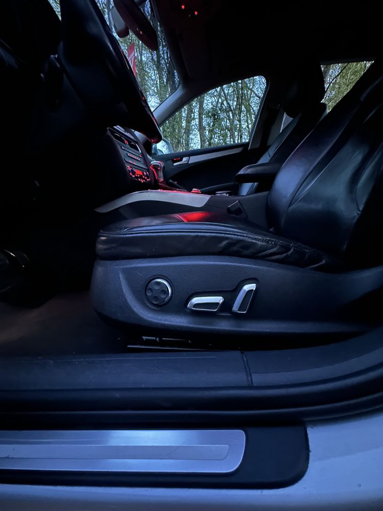 Audi a4 b8 на части може и цяла