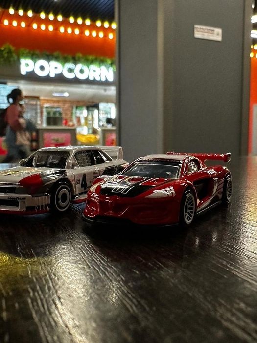 Xot Wheels very fain