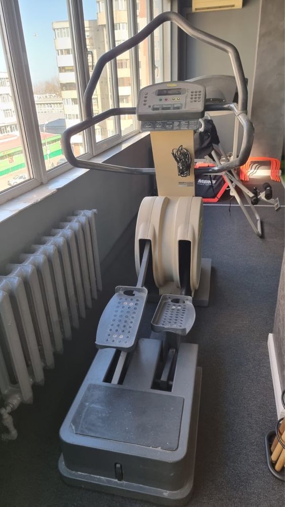 Vand banda, 2 aparate crosstrainer, bicicleta ketler