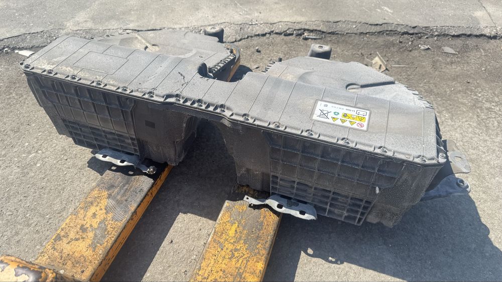 Батерия от BMW G20 330ex