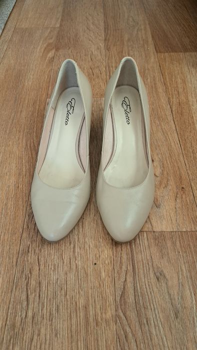 Женские туфли и сапоги зимнии