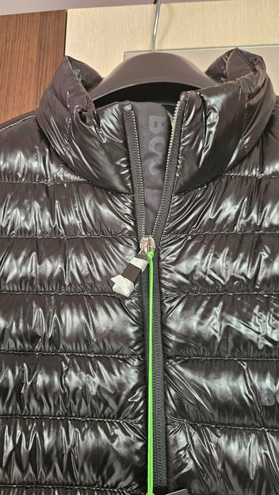 Нов мъжки елек Hugo Boss Green с патешки пух
