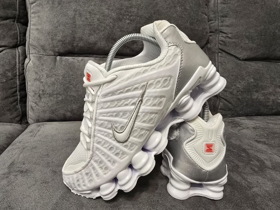 Nike shox nr 41 42 43 preț 400 lei