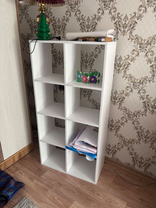 Шкаф тумба хорошая можно поставить вертикально или горизонтально