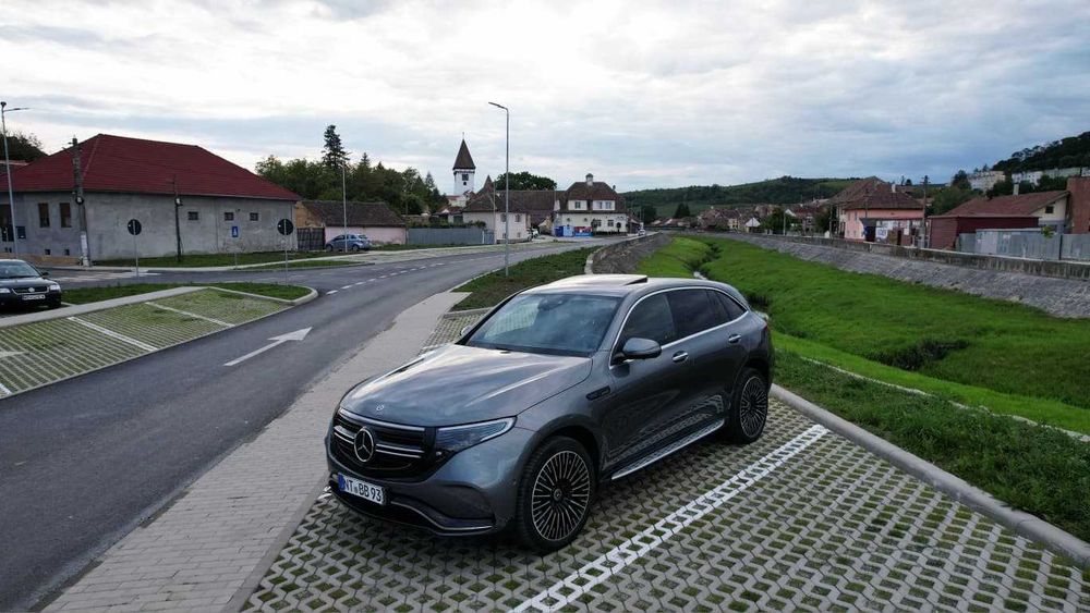Mercedes-Benz EQC Mercedes-Benz ECQ 400 Amg