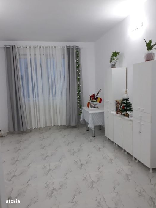 Campina - garsoniera - 350 Euro/Luna