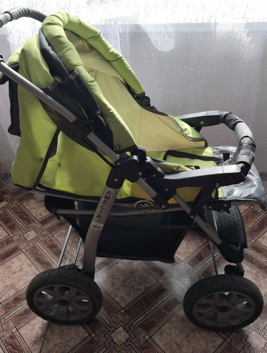 продам детскую коляску
