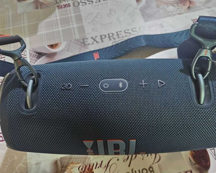 Тонколона JBL Extreme 3