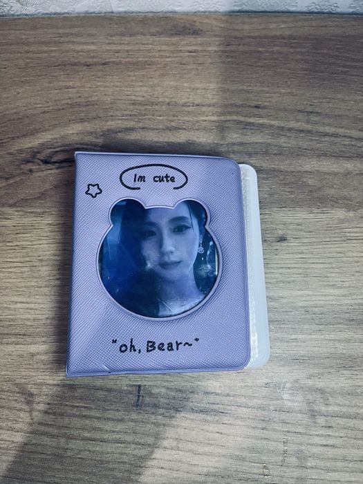 Продаю kpop биндер в котором есть карточки