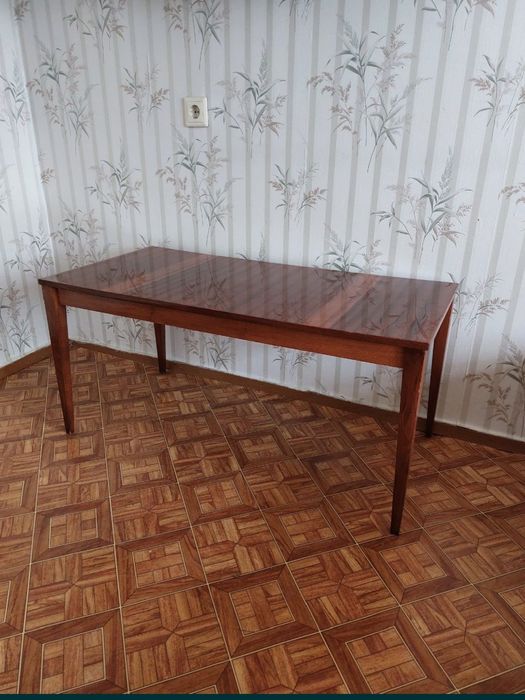 Продам журнальный столик СССР полировка антиквариат свалявская МФ