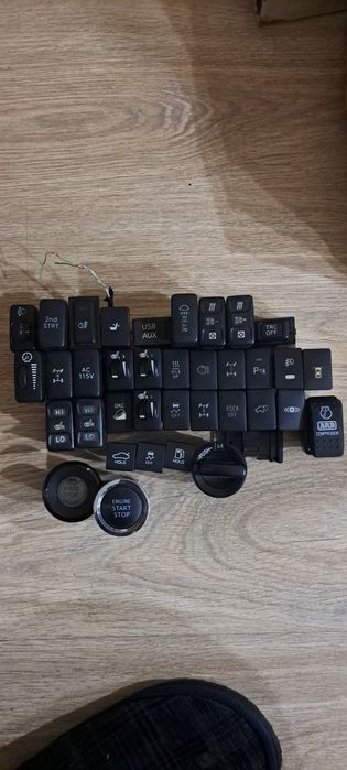 Кнопки подогрева, туманок, Toyota