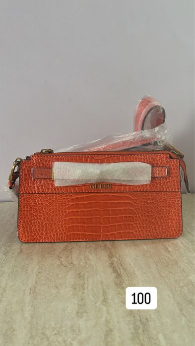 Оригинални чанти guess