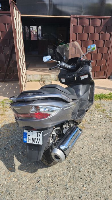 Suzuki Burgman 400