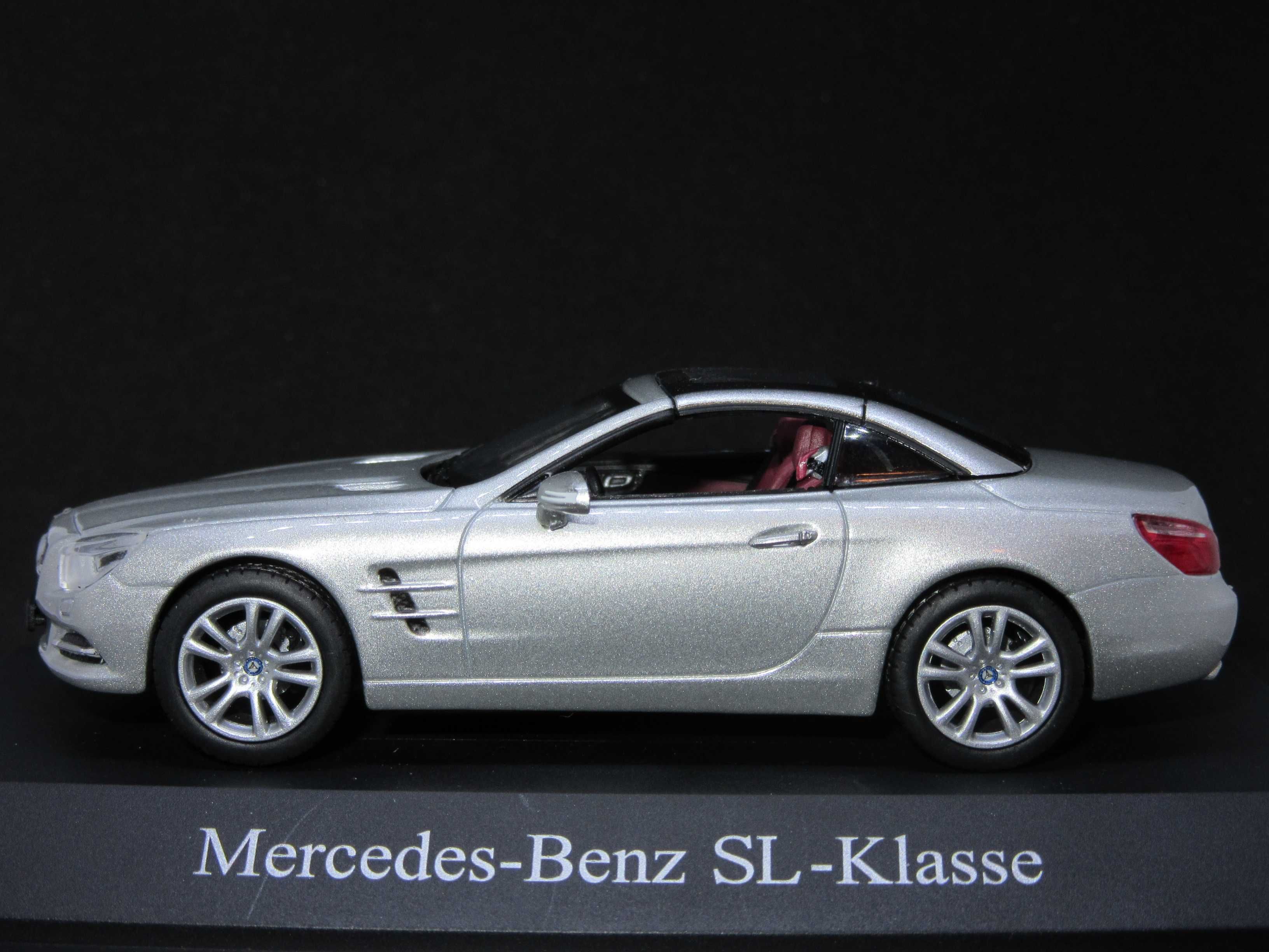 Macheta Mercedes Benz SL Norev 1:43