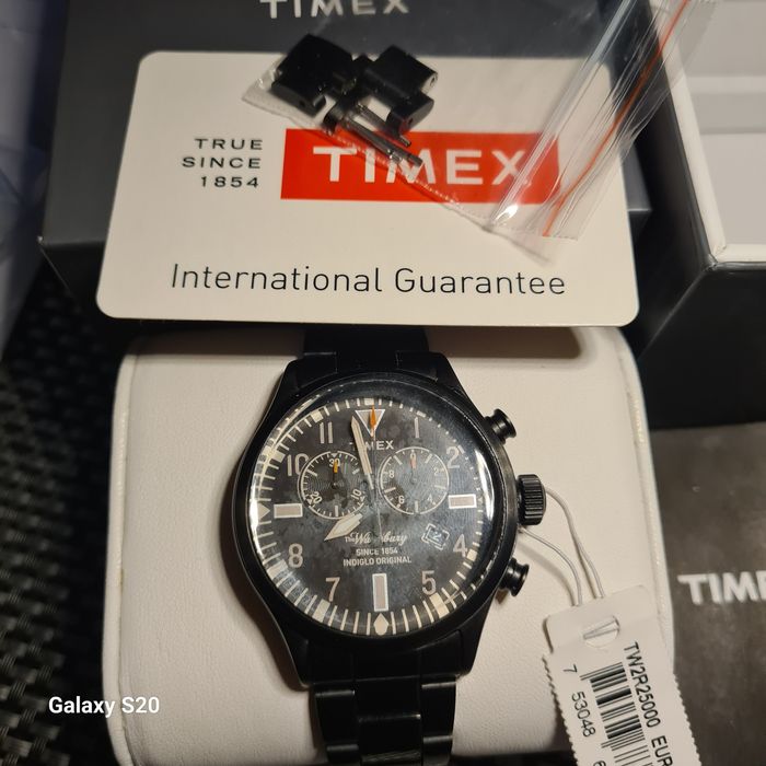 Часовник тимекс нов