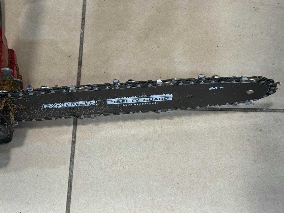 Акумулаторна резачка Raider RDP-SCHS20 Set