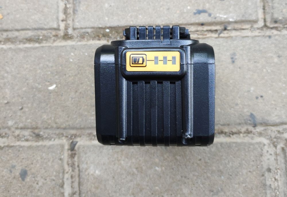 Батерии DeWalt 20V 9Ah