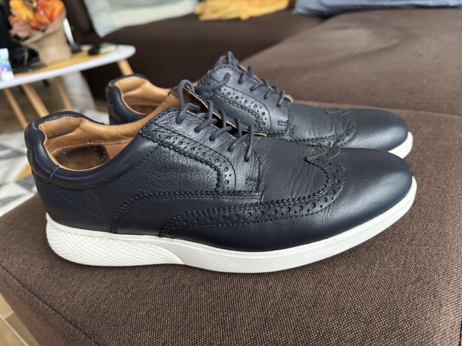 Елегантни мъжки обувки Massimo Dutti от естествена кожа