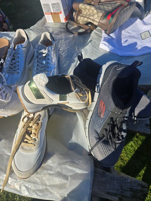 Vand dama.barbati.copii