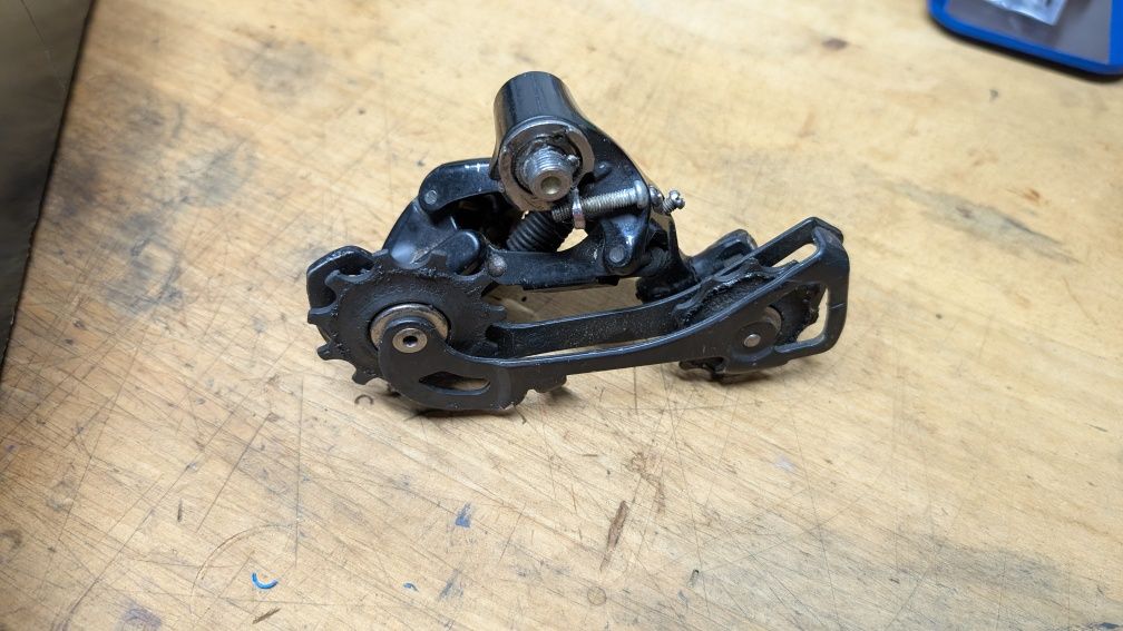 Заден дерайльор Shimano 105 medium