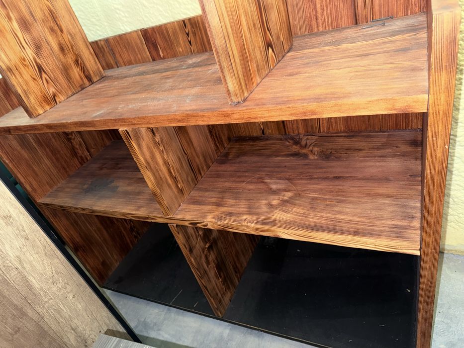 Распродажа оборудования и мебели из закрытого ресторана