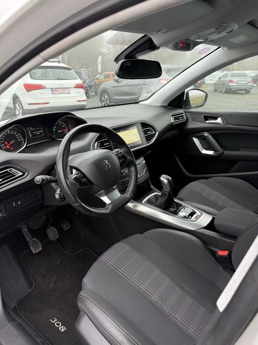 PEUGEOT 308 / 2017/ 1.2 Benzina /130 cp/ 37000 km!