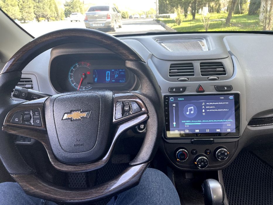 Продаётся руль анатомический (222 дизайн)