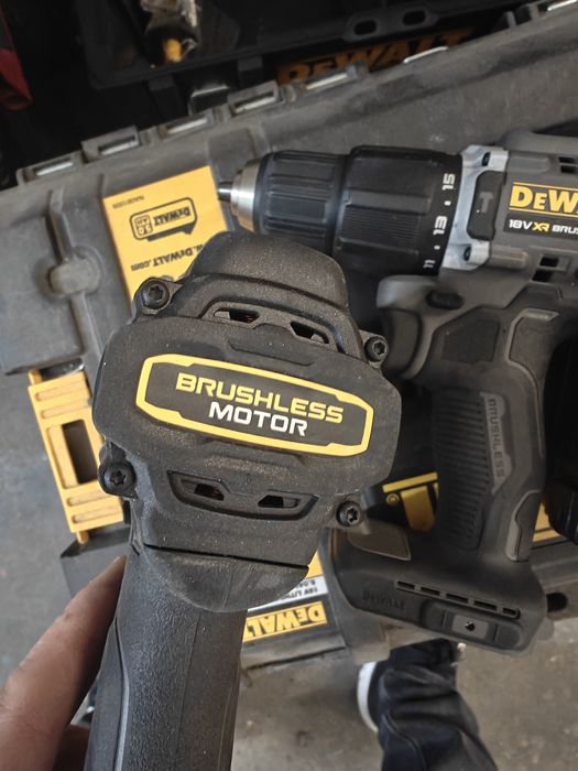 Filetanta Dewalt DCD100