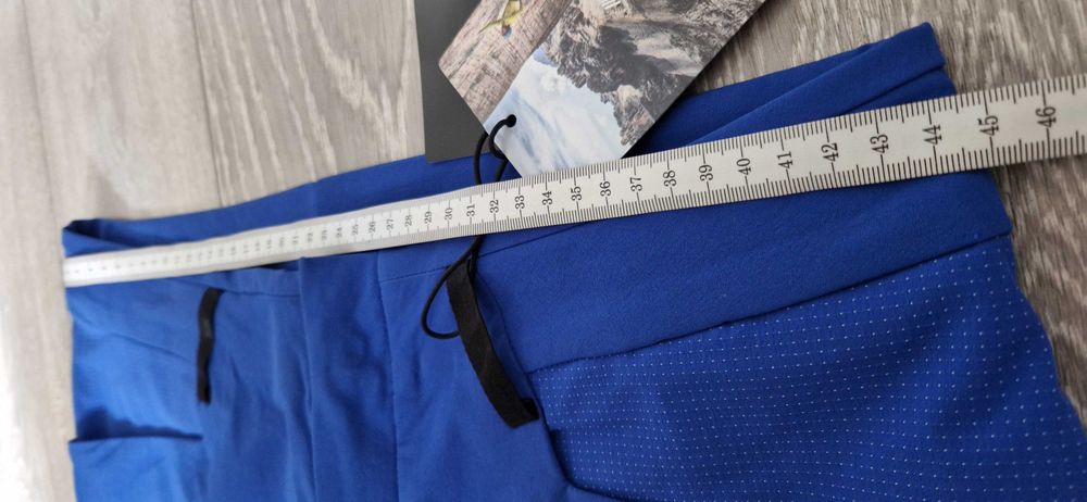 Pantaloni Salewa Agner L XL hiking salomon mammut munte trekking