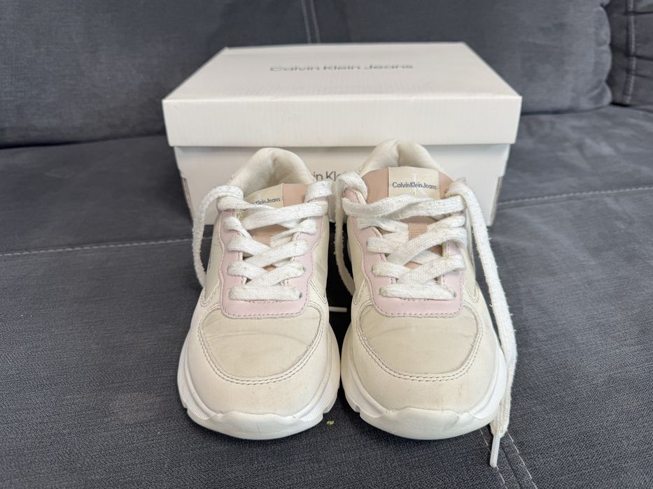 Обувки Calvin Klein, 31