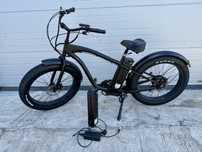 Vand bicicleta electrica Fat Bike design unic tip cruiser cu 2 baterii
