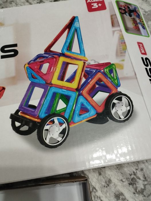 Puzzle magnetic masinuta forme geometrice