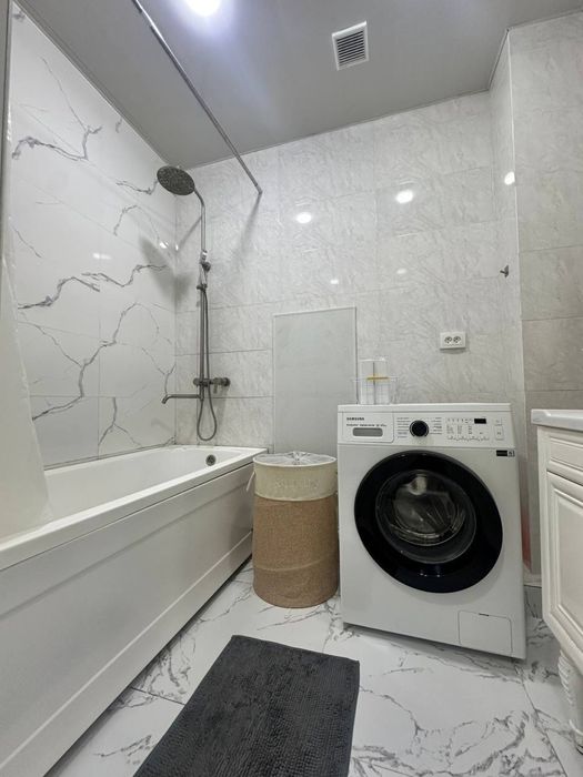 Срочно продается новостройка 3 комнот 106 м2 супер локация