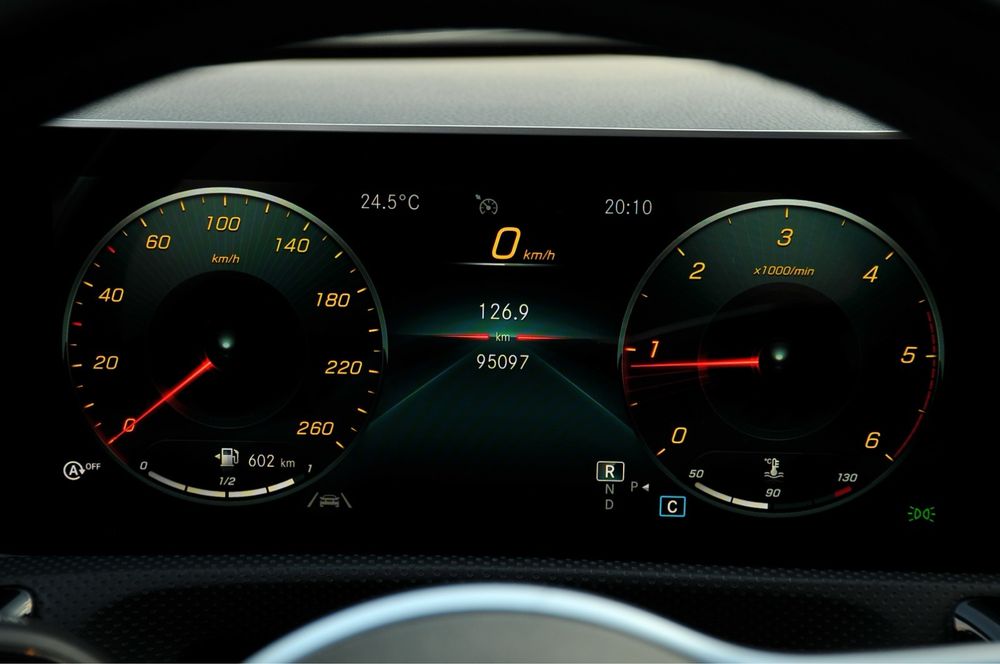 ***Mercedes-Benz A180d***