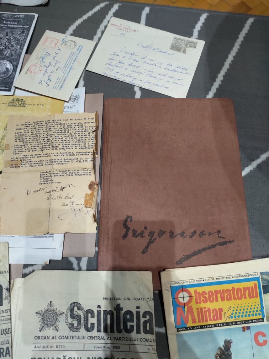 Lot ziare vechi, acte, carte Grigorescu