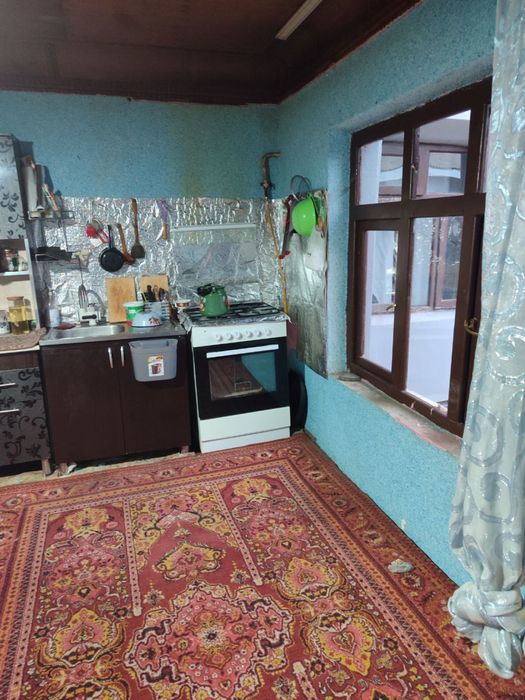 Ховли срочно сотилади