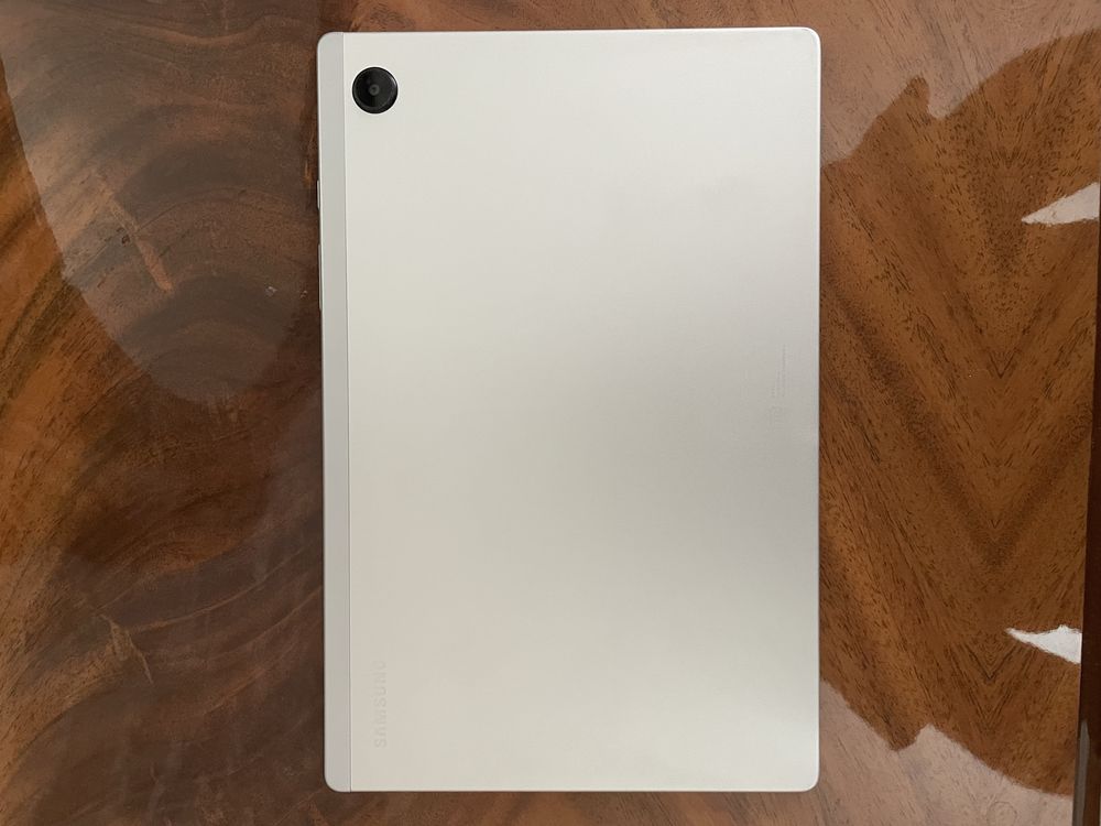 Sotiladi: Samsung Tab A8
