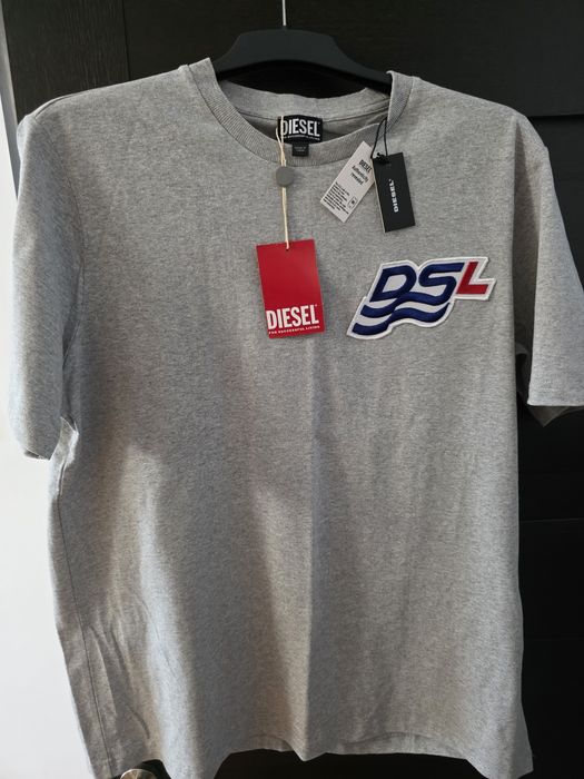 Vand tricouri DIESEL