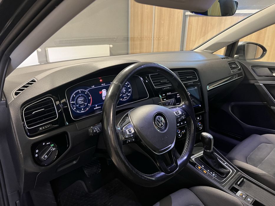 Wolkswagen Golf 7.5 2.0TDI 150CP HIGHLINE Automat-Led-Dynaudio-Cockpit