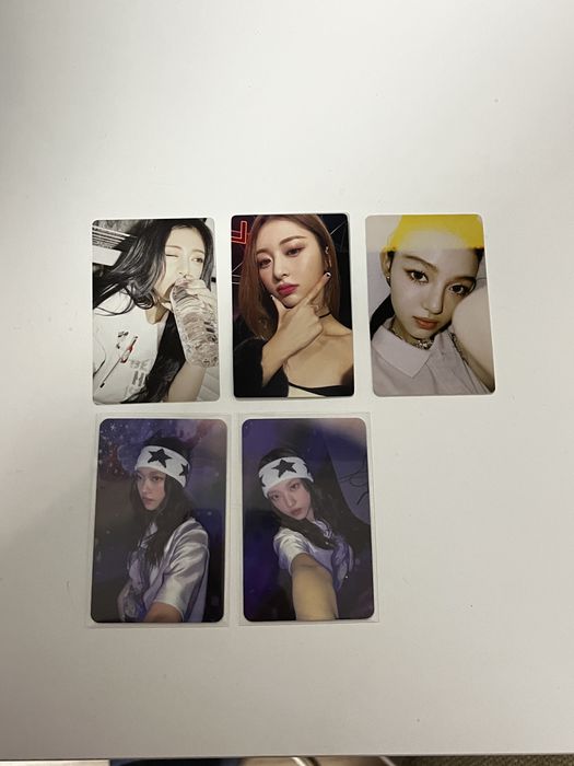 kpop newjeans & le sserafim photocards картички