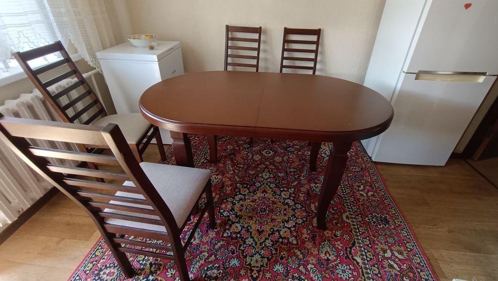Стол со стульями 6 штук