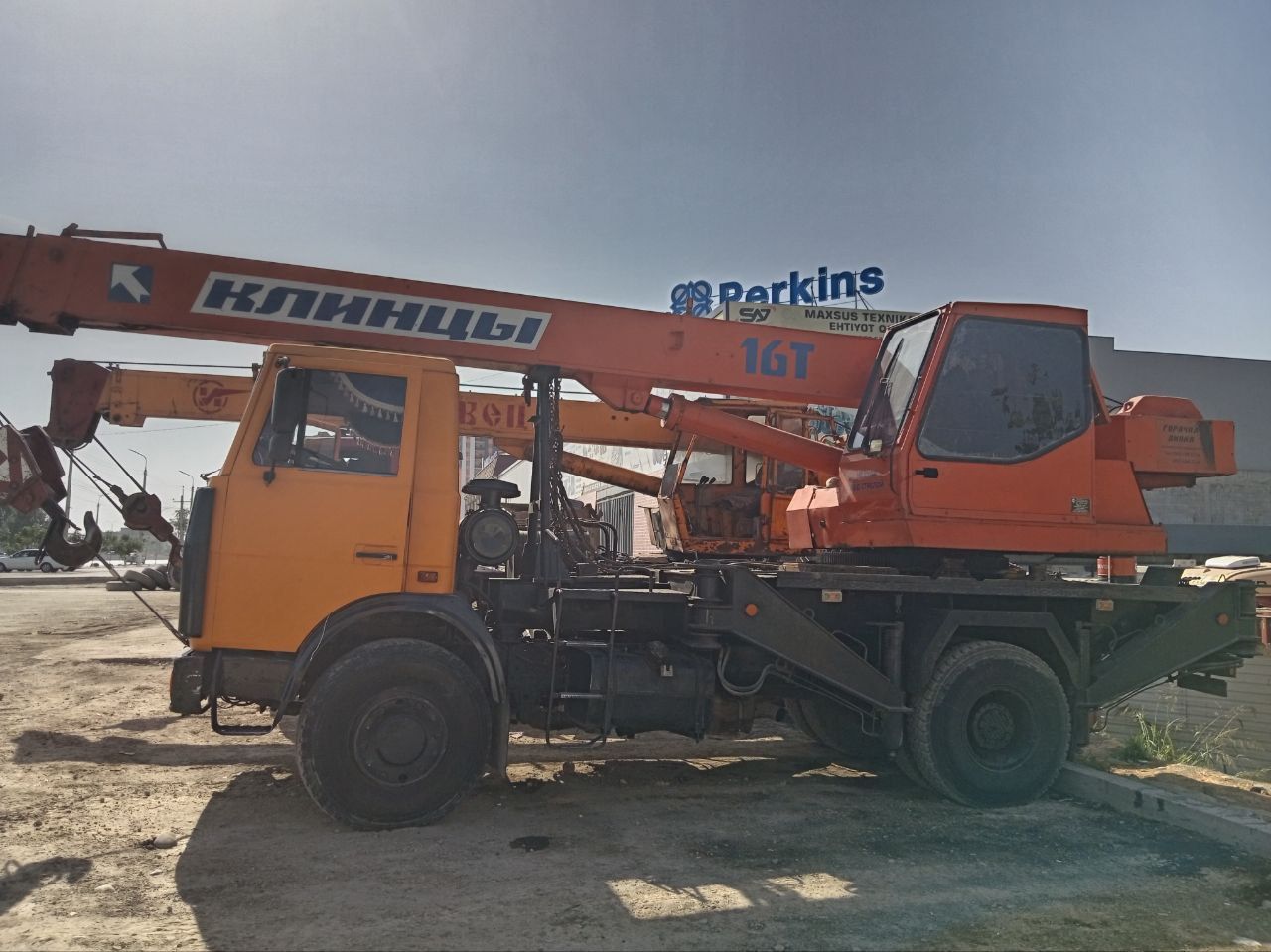 Автокран xizmati 14 va 18 metr
