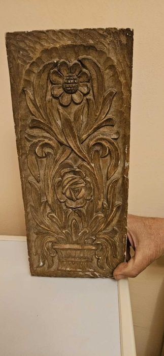 Стара гипсова картина