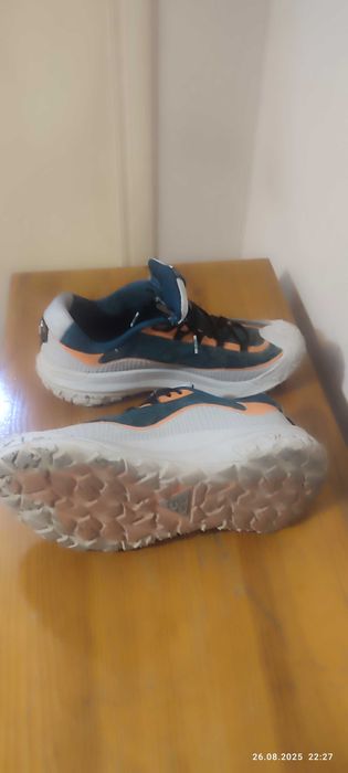 Продаю кроссовки Nike ACG.