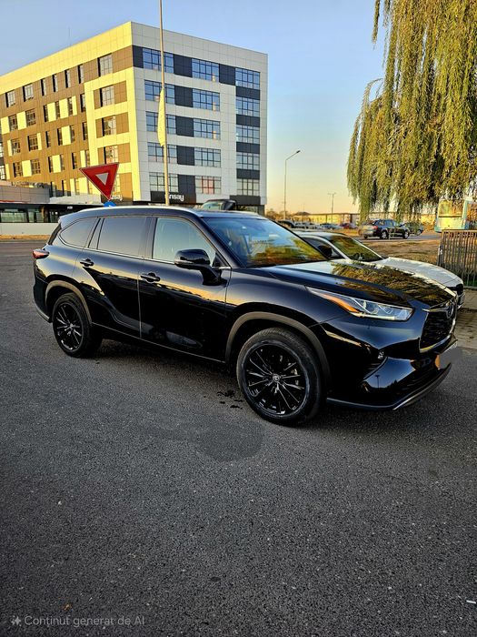 Toyota Highlander Luxury All Black