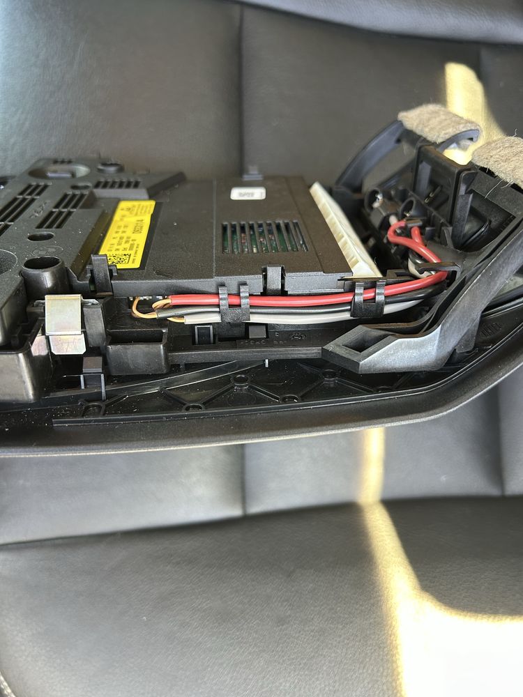 Плафон BMW F01,02,03,04,06,07,10,11,13,18,25,26