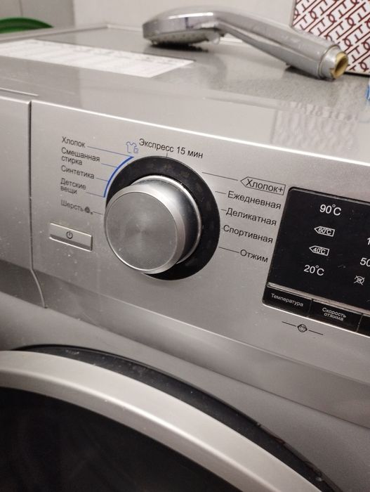 Продам стиральную машину