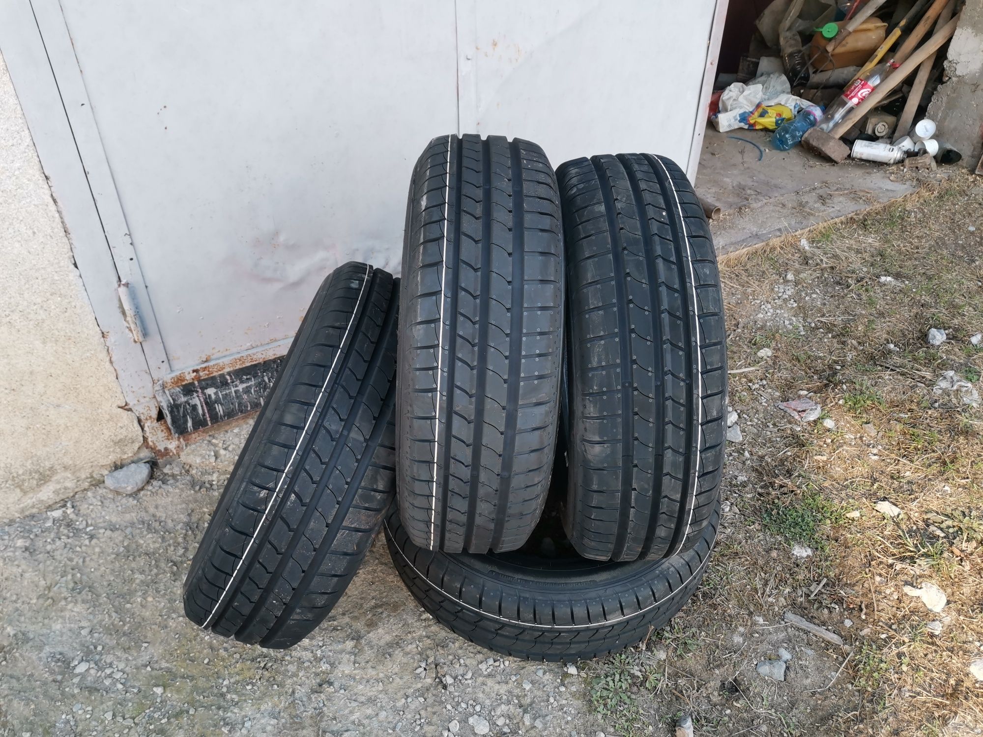 Гуми Goodyear 195/60r16